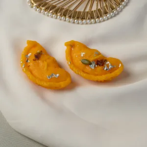 Sweet Gujiya Candel Set of 2