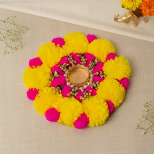 handmade-pompom-t-light-holder-with-colorful-pom-poms